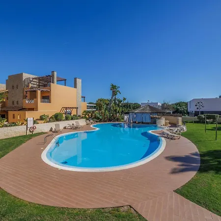 Apartment Orange Tree Oasis